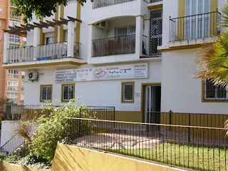 Ficha de Academia Zennet Formación