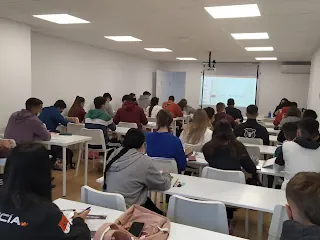 Ficha de Centro de Estudios GESI