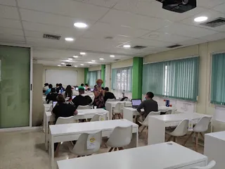 Ficha de Liceo 2000 - Centro de formación de desempleados, ocupados y empresas - Academía de Oposiciones
